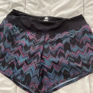 Rabbit Hopper shorts size s